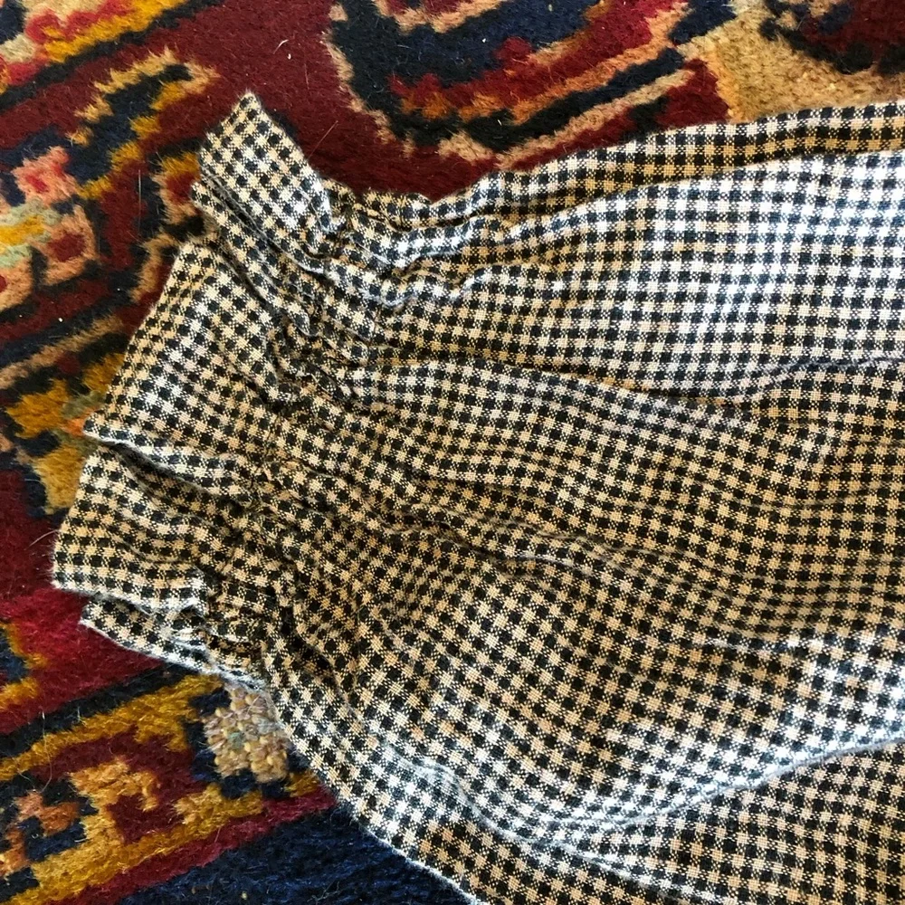 100% Linen Victorian Style Blouse - Picture 7 of 7